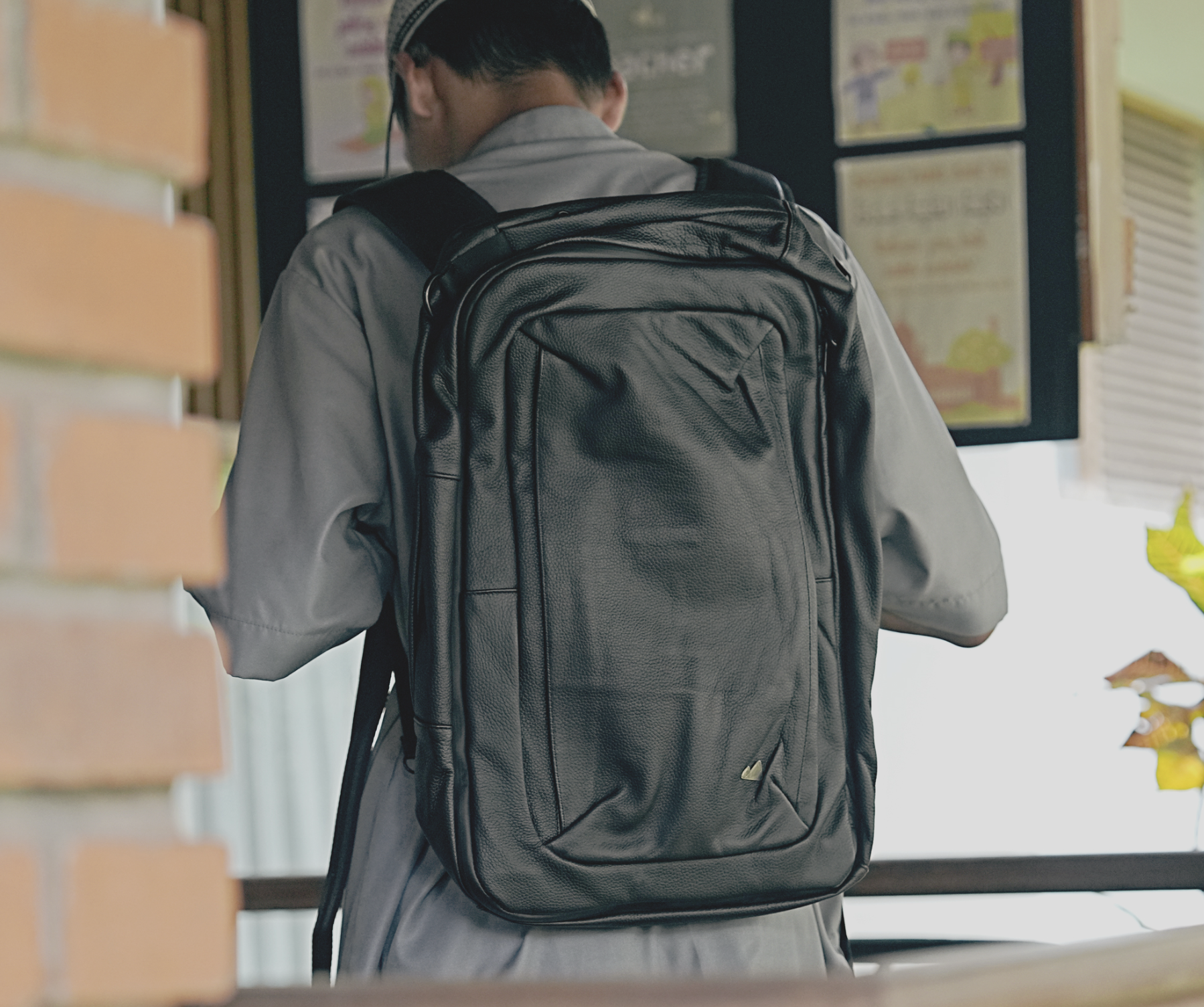 Tas Kulit Qurban untuk Guru