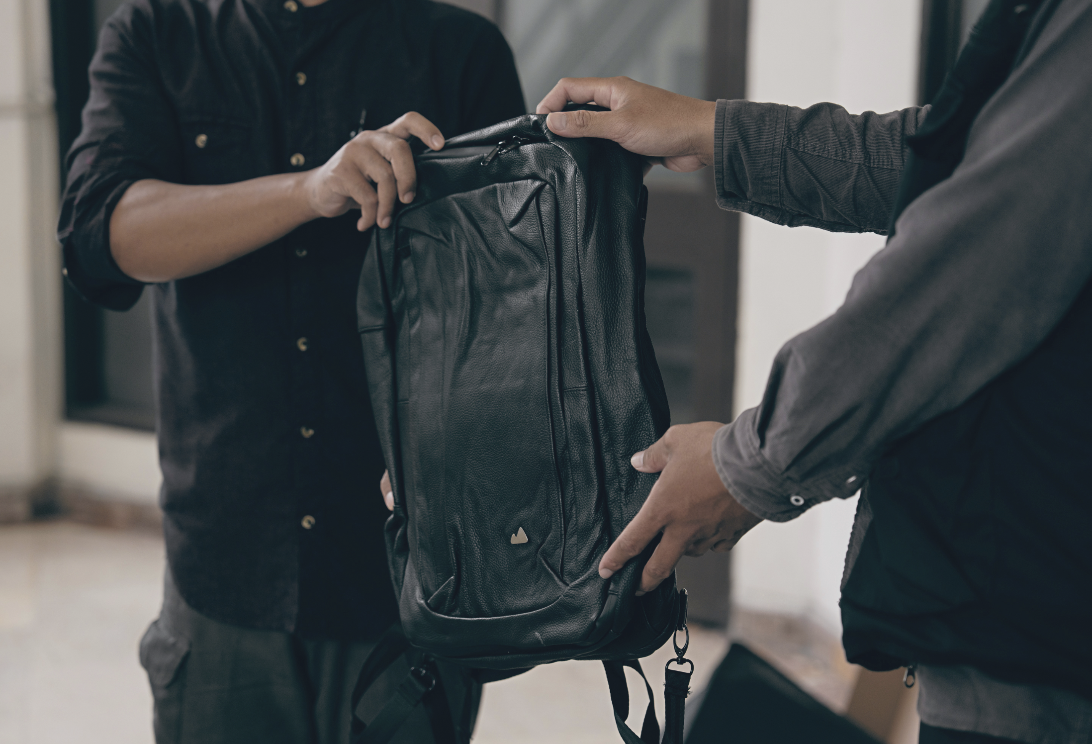 Tas Kulit Qurban untuk Guru